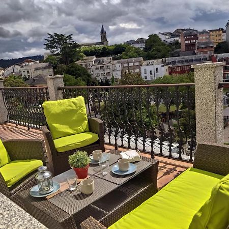 BYHOUSE Ático Matías Lopez Appartamento Sarria Esterno foto
